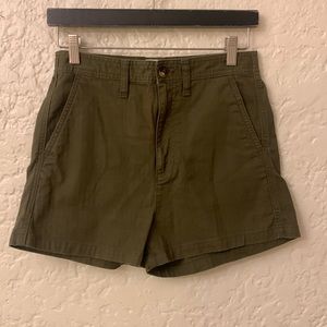 Madewell Camp Shorts - Kale